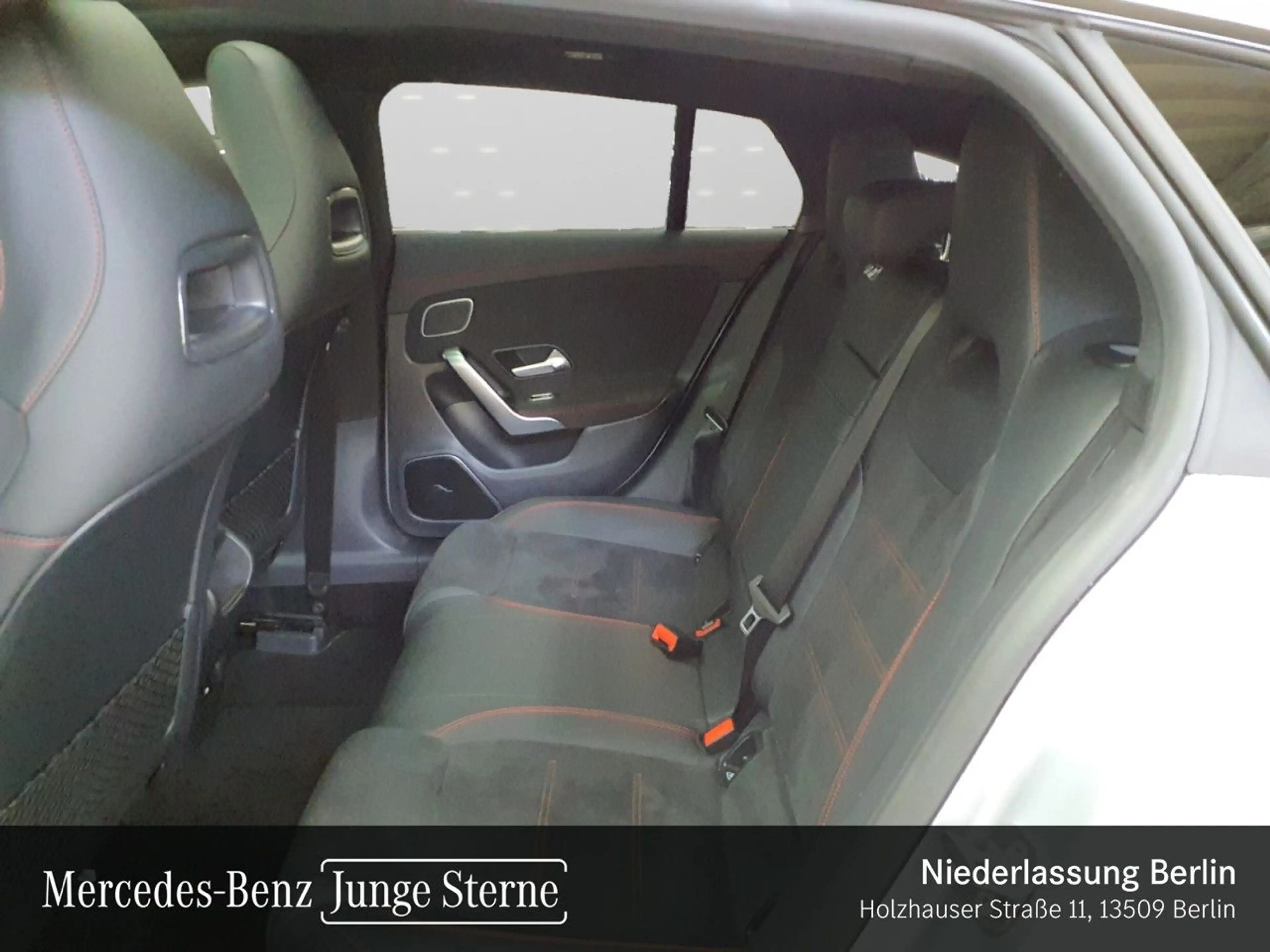Mercedes-Benz CLA 200 AMG+NIGHT+PANO+360°+AHK+MULTIBEAM+TOTW+7G — photo 11