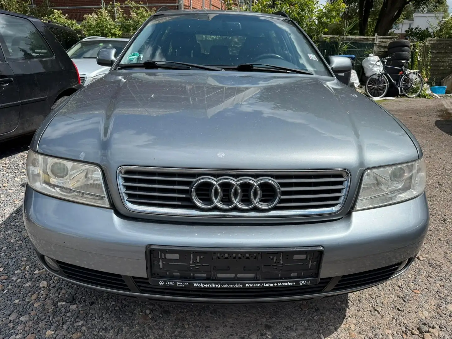 Audi A4 1.8 Avant Grau - 2