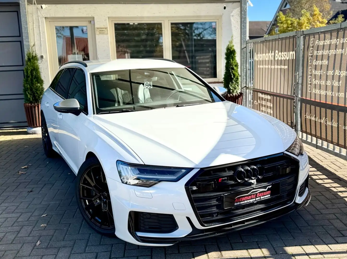 Audi S6 Avant 3.0 TDI quattro Matrix LED RKam Weiß - 1