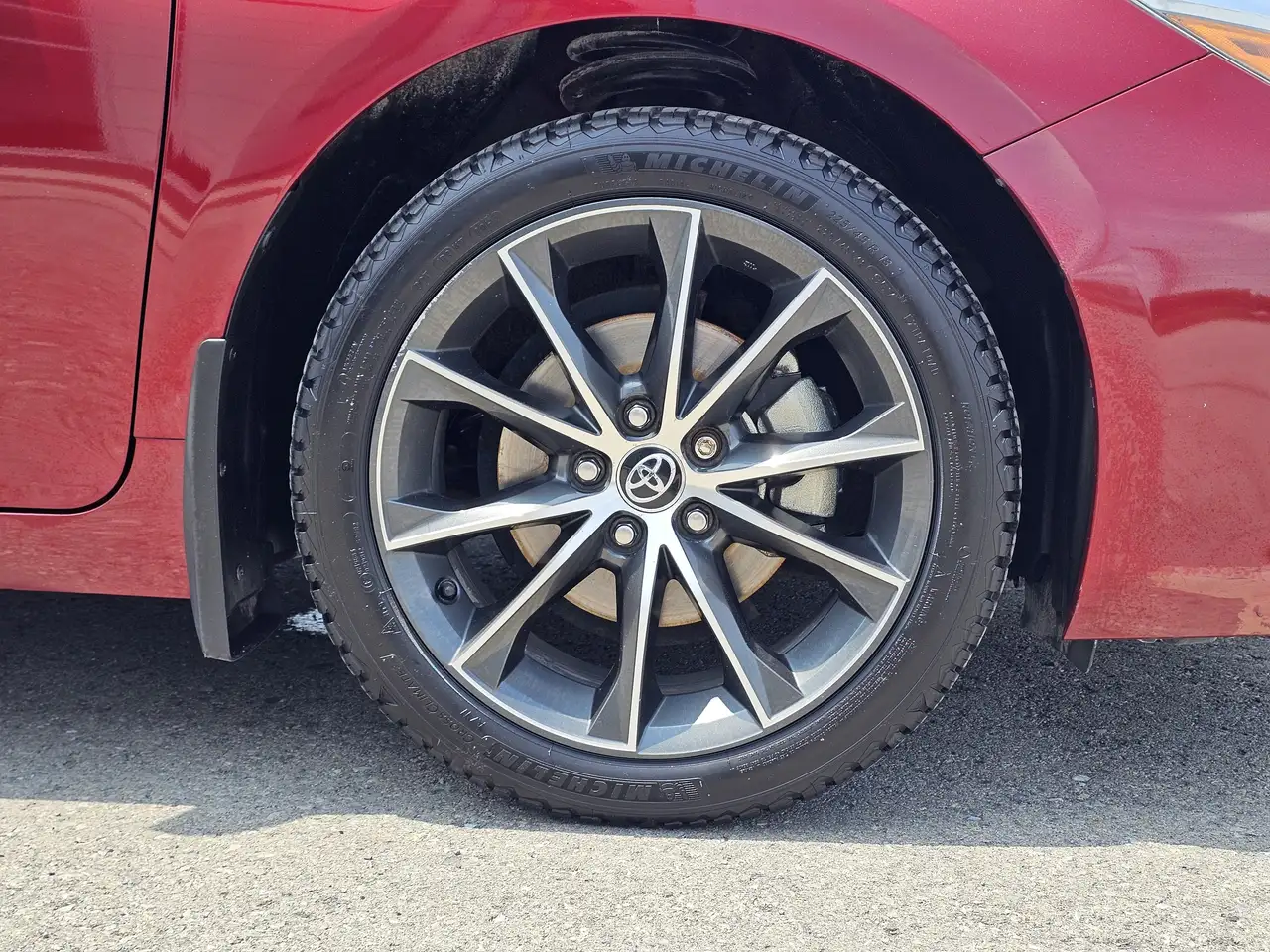 Toyota Camry снимка Toyota Camry