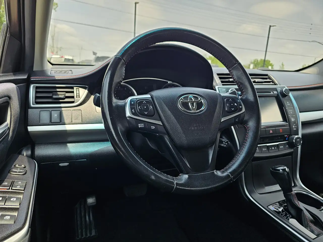 Toyota Camry снимка Toyota Camry