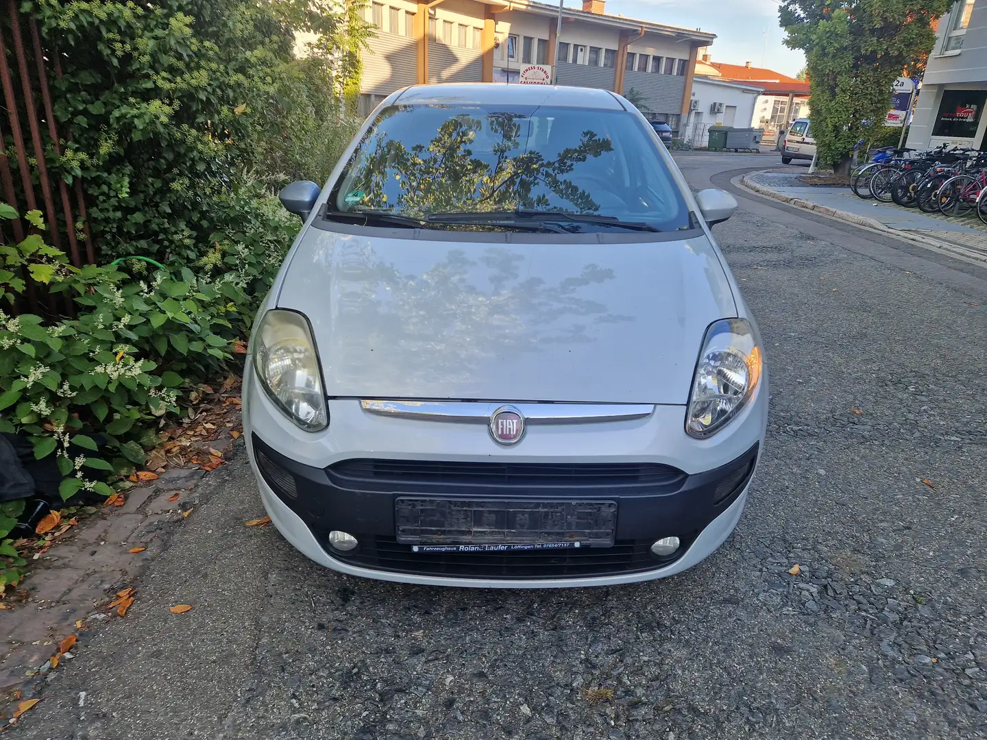 Fiat Punto Evo Punto 5 türen. Euro 5 Weiß - 1