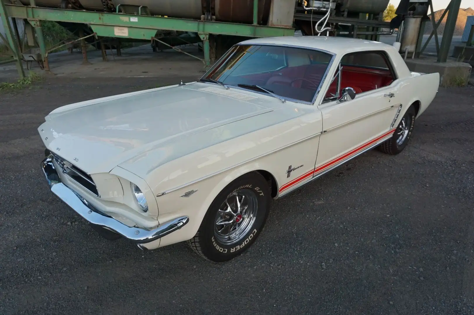 Ford Mustang GT STYLE - V8 mit Automatik    TüV und H Weiß - 2