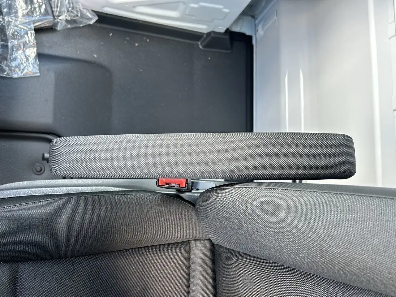 Mercedes-Benz Sprinter photo Mercedes-Benz Sprinter