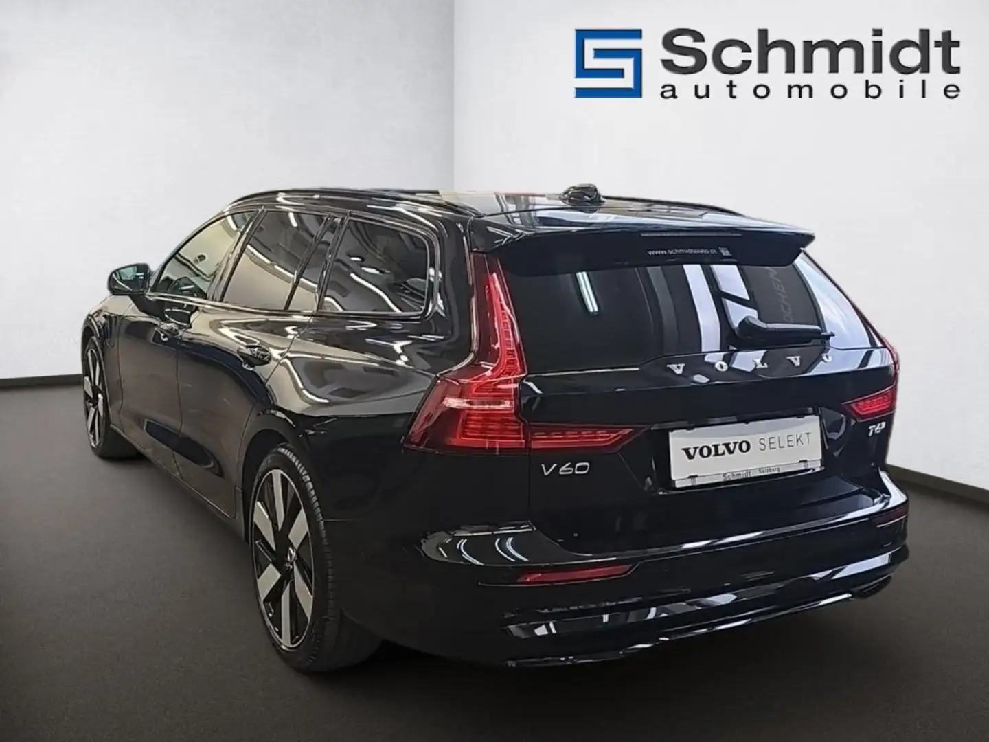 Volvo V60 Plus Dark T6 AWD Plug-in Hybrid Schwarz - 2