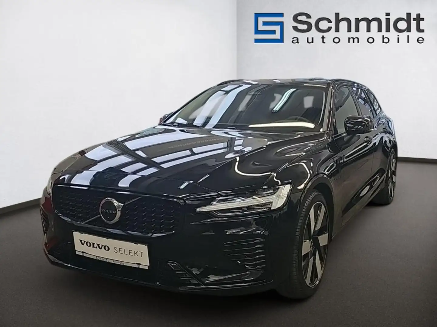 Volvo V60 Plus Dark T6 AWD Plug-in Hybrid Schwarz - 1