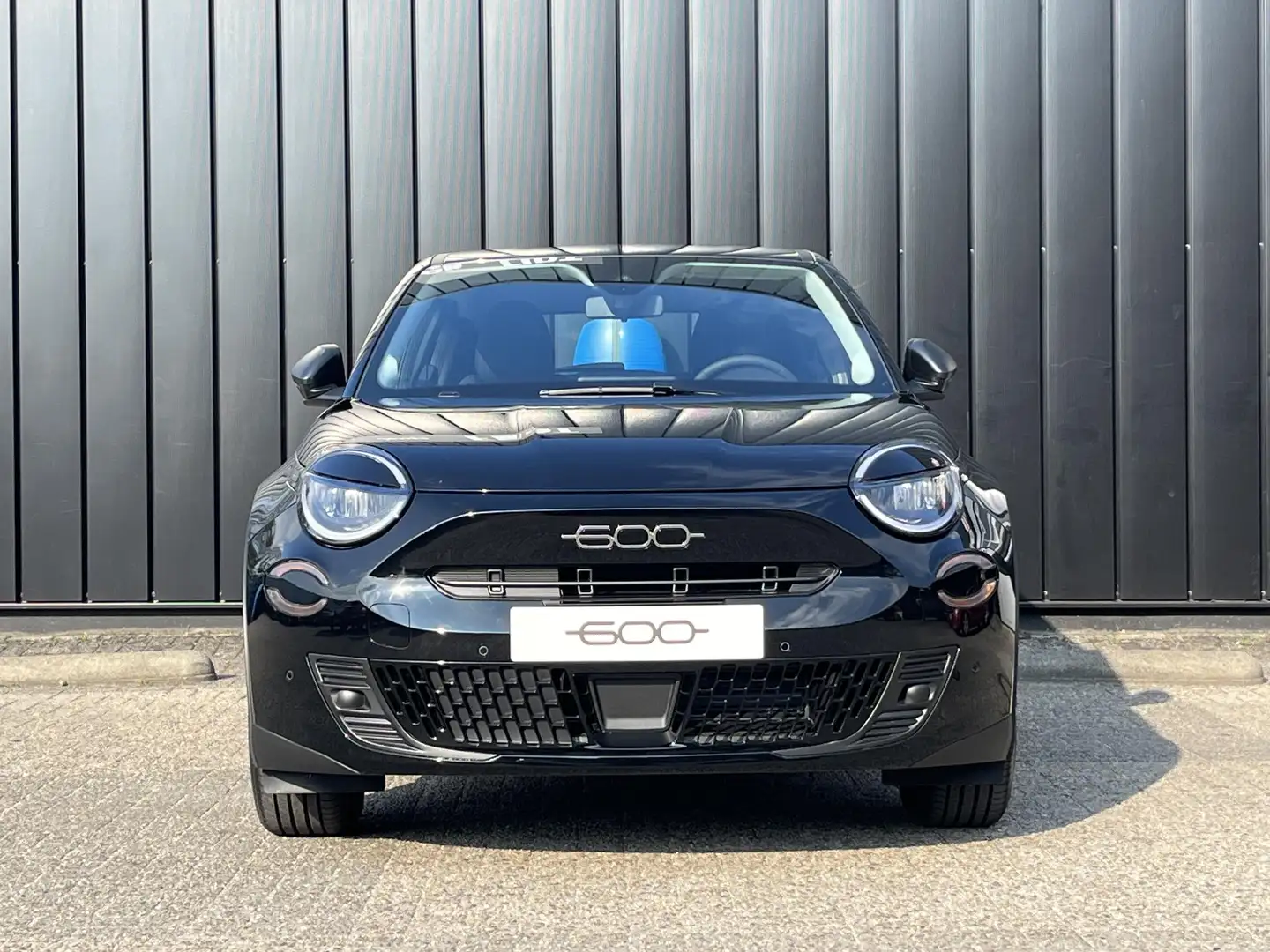 Fiat 600e 54 kWh Urban | Pack Comfort | NIEUW | DIRECT LEVER Noir - 2