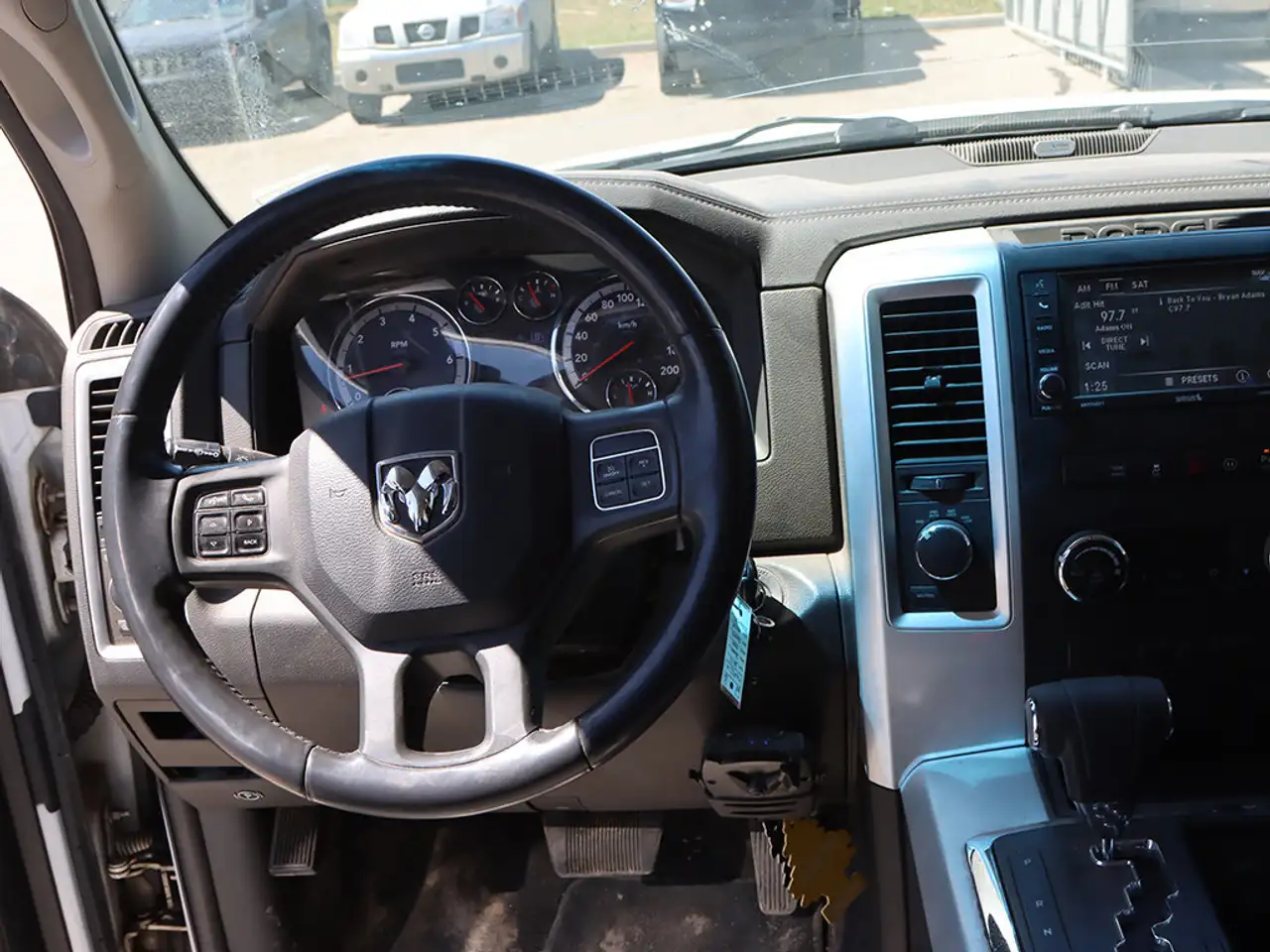 RAM 1500 снимка RAM 1500