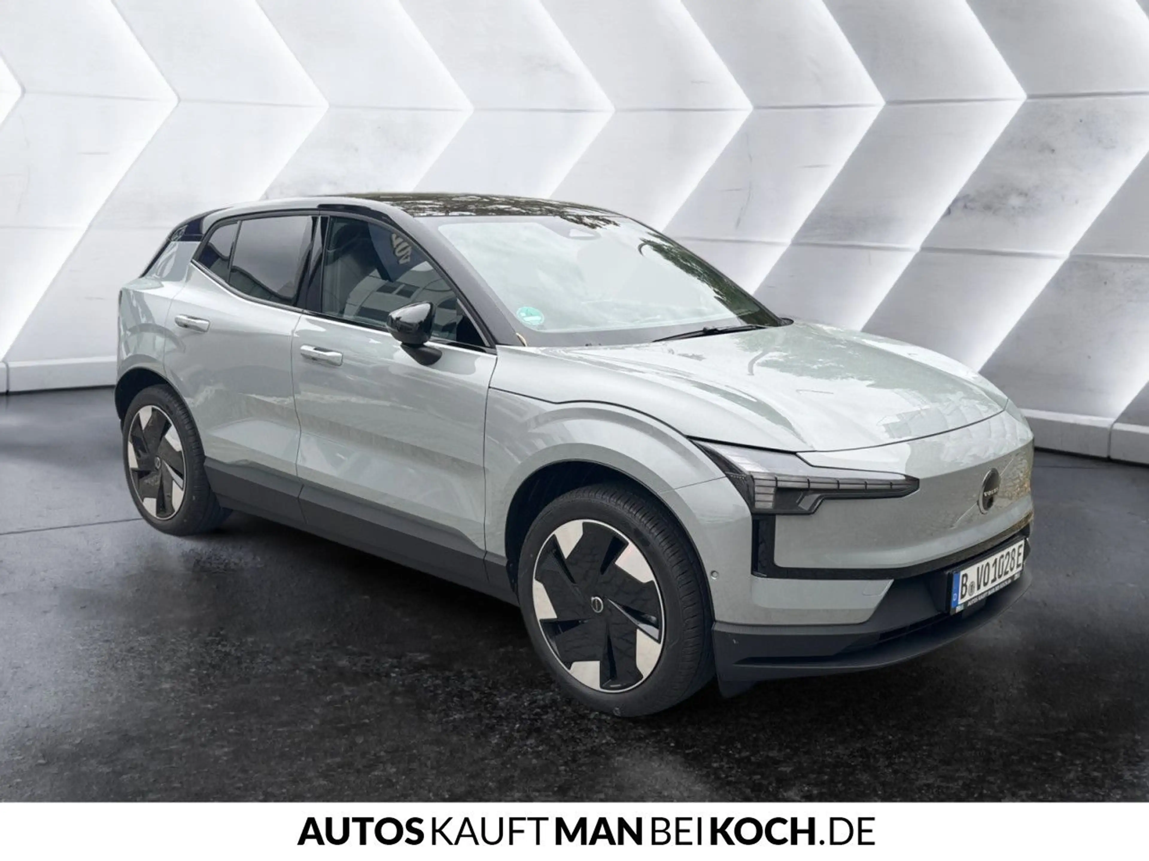 Volvo EX30 Twin Motor Performance AWD Ultra — photo 6