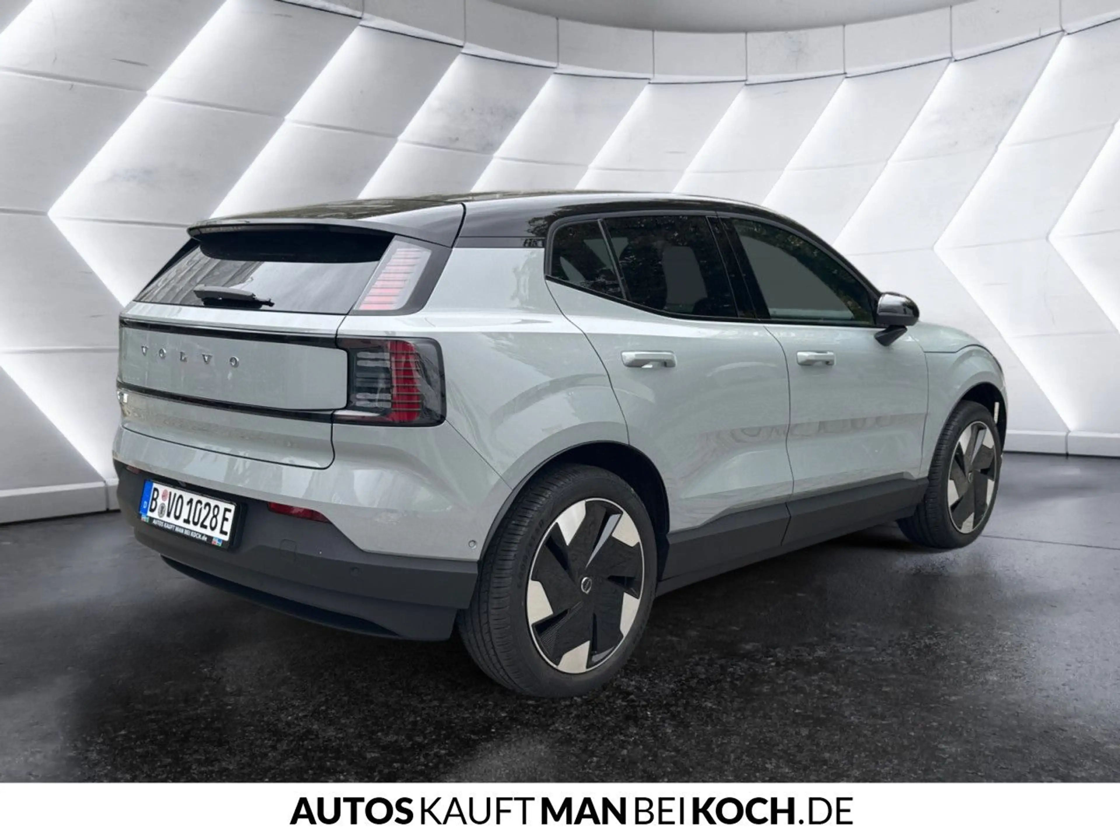 Volvo EX30 Twin Motor Performance AWD Ultra — photo 5