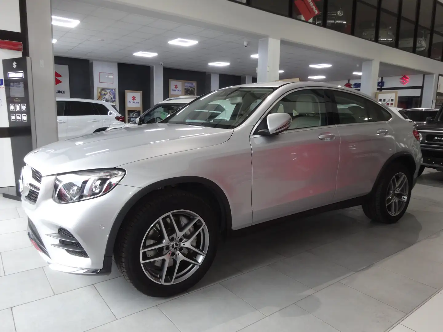 Mercedes-Benz GLC 250 d  Coupè Premium 4matic auto Silber - 2