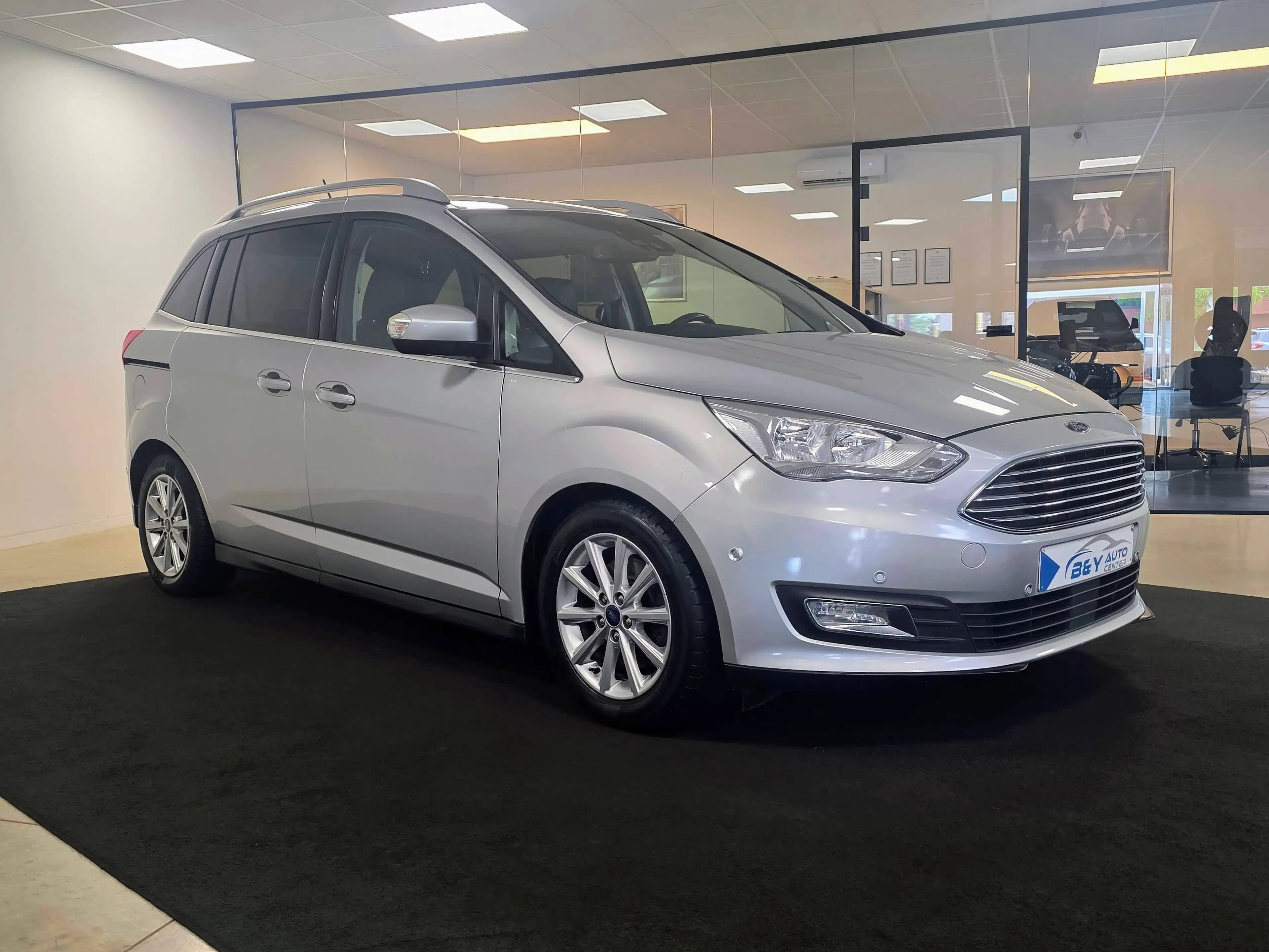 Ford Grand C-Max Grand C-Max 1.5 TDCi 7zit / Leder / Camera