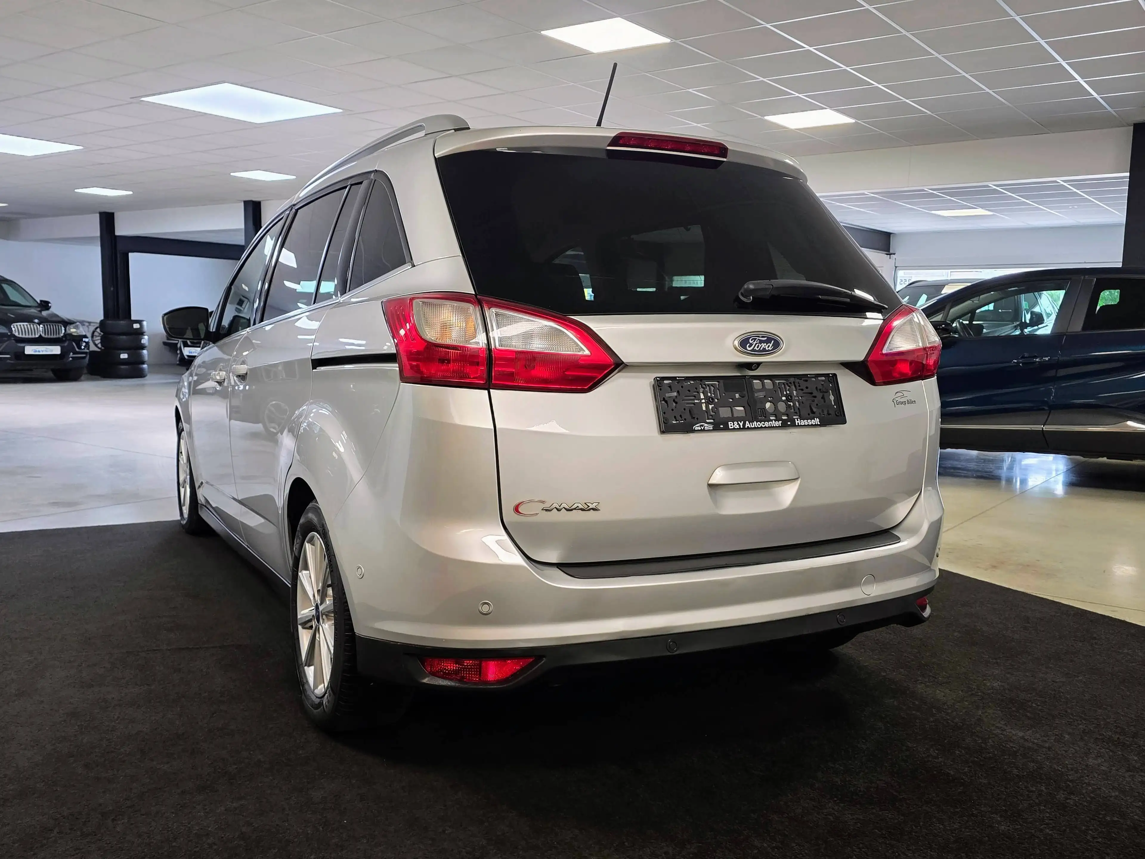 Ford Grand C-Max Grand C-Max 1.5 TDCi 7zit / Leder / Camera — photo 7
