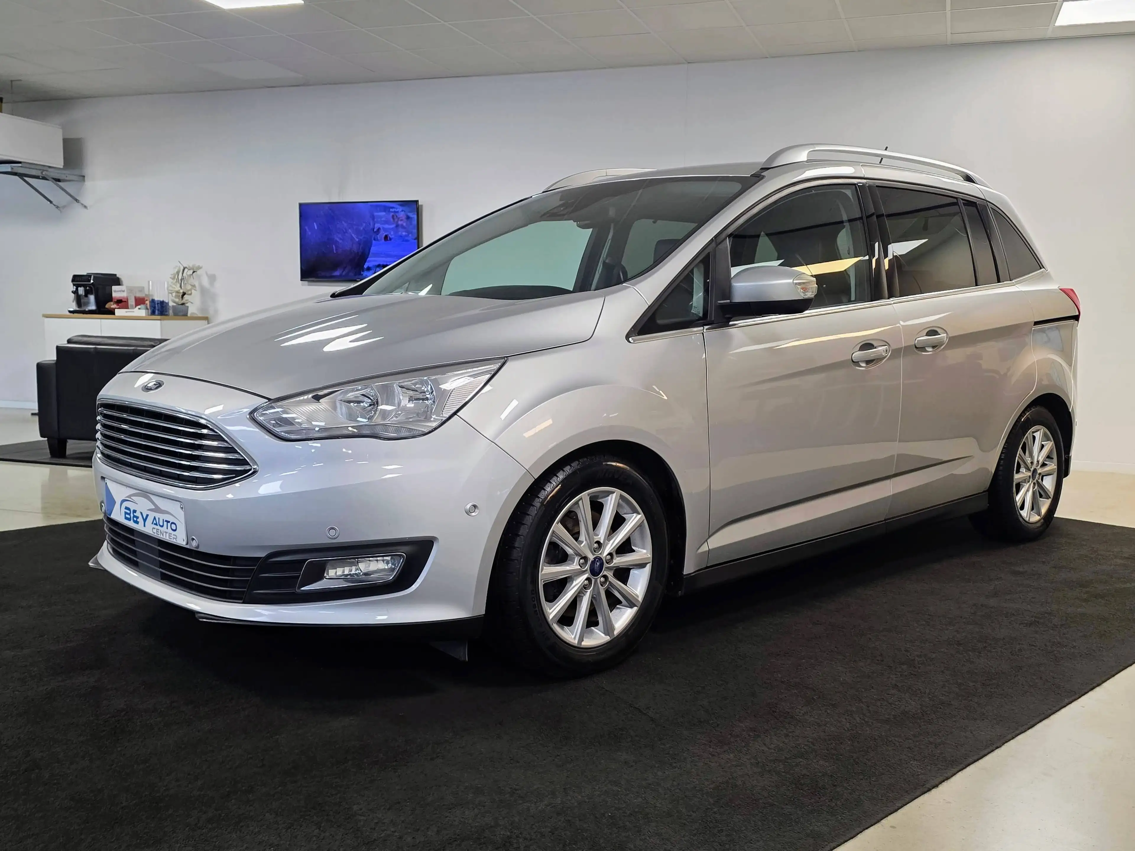Ford Grand C-Max Grand C-Max 1.5 TDCi 7zit / Leder / Camera — photo 5
