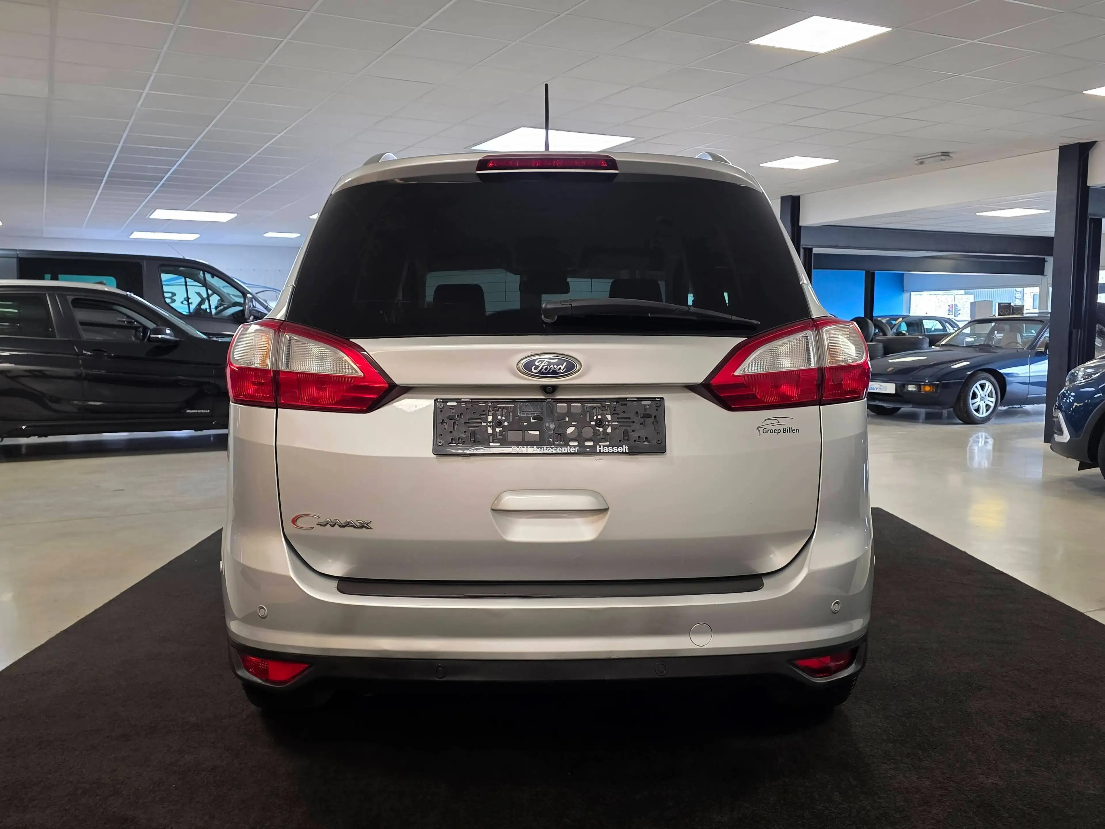 Ford Grand C-Max Grand C-Max 1.5 TDCi 7zit / Leder / Camera — photo 8