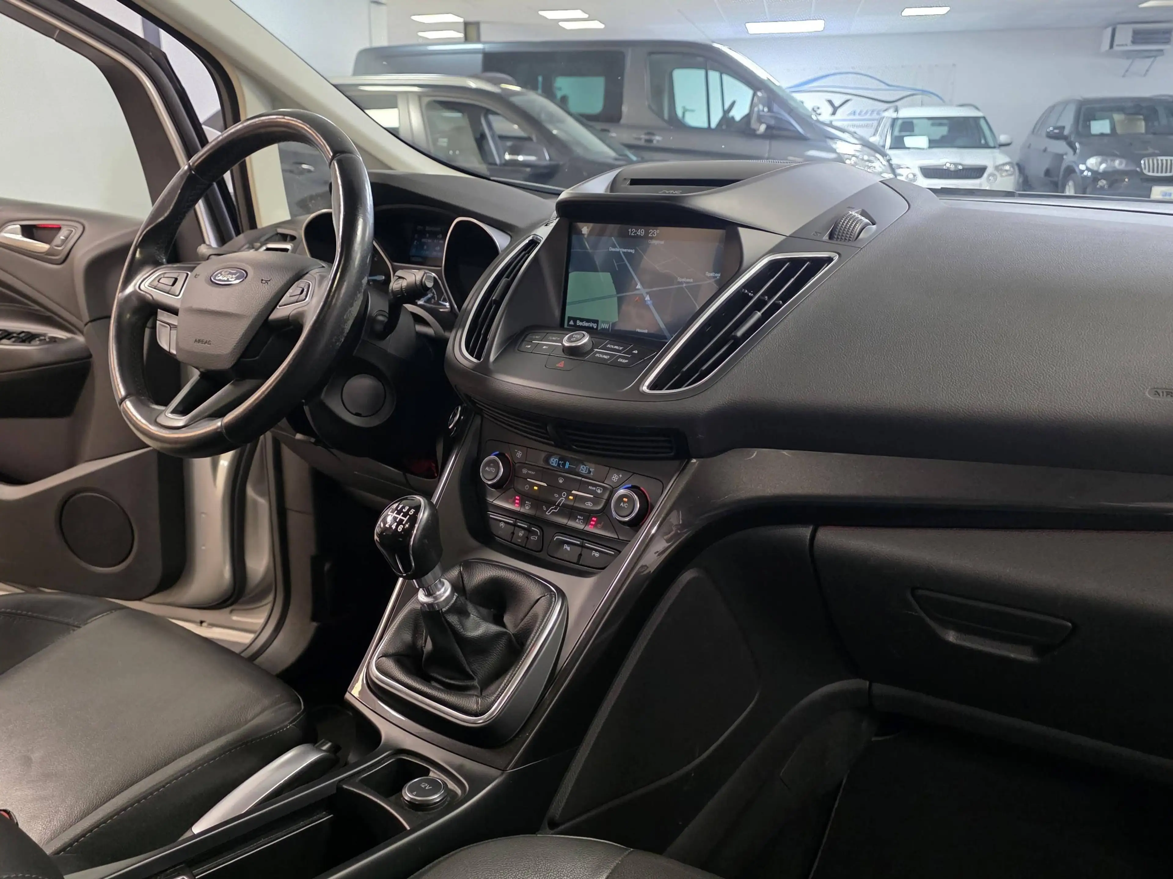 Ford Grand C-Max Grand C-Max 1.5 TDCi 7zit / Leder / Camera — photo 11