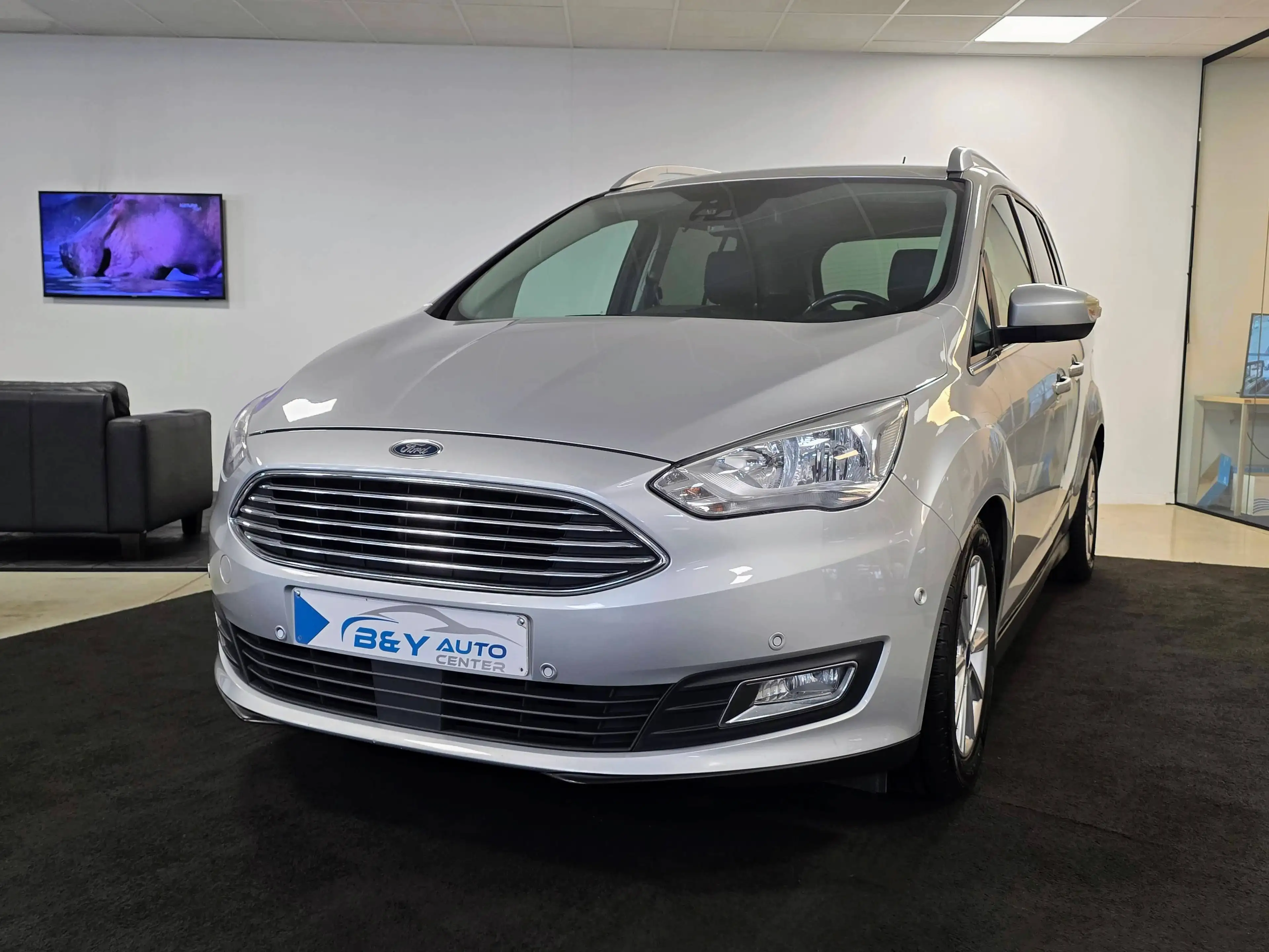 Ford Grand C-Max Grand C-Max 1.5 TDCi 7zit / Leder / Camera — photo 4