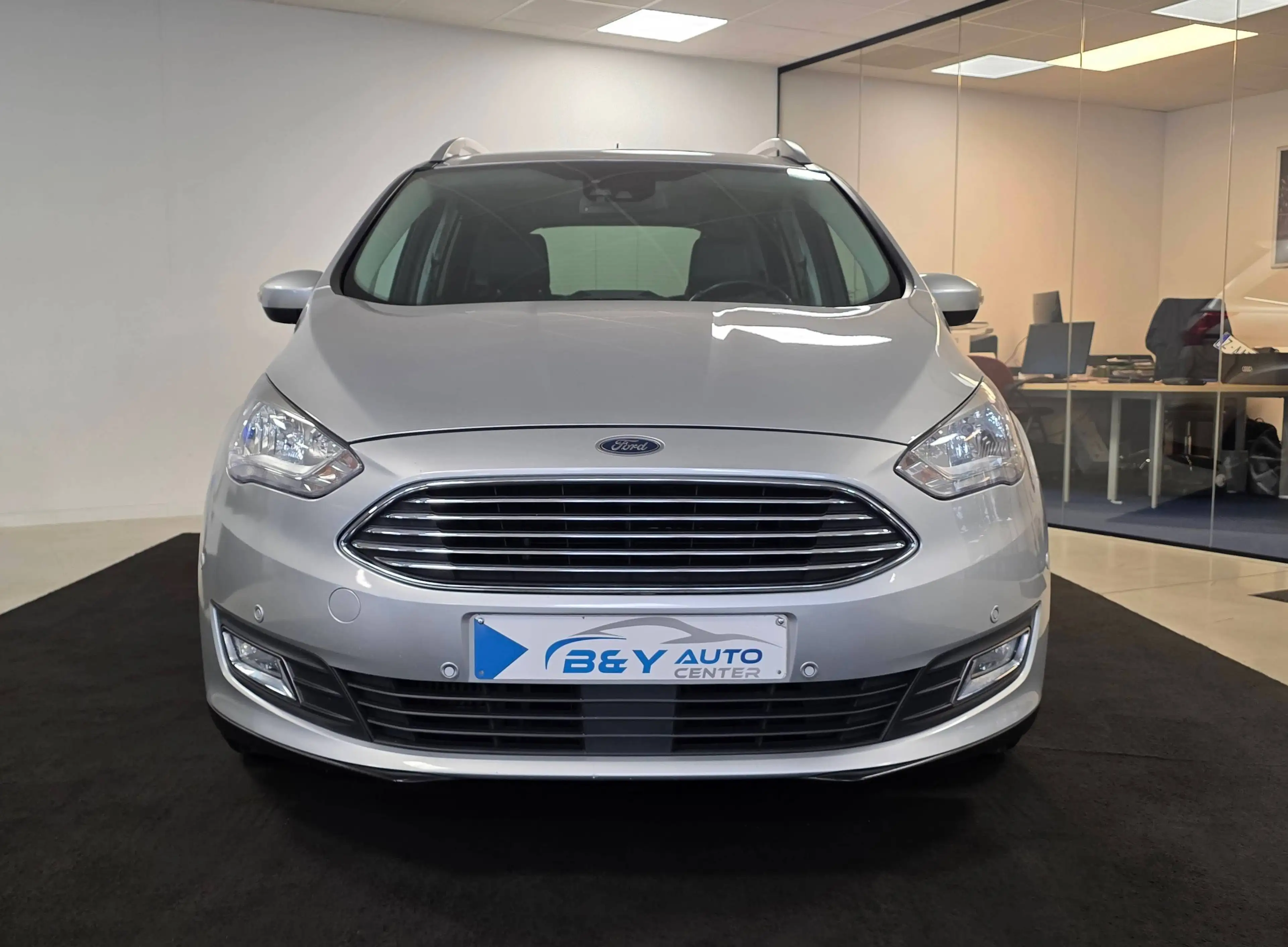 Ford Grand C-Max Grand C-Max 1.5 TDCi 7zit / Leder / Camera — photo 3