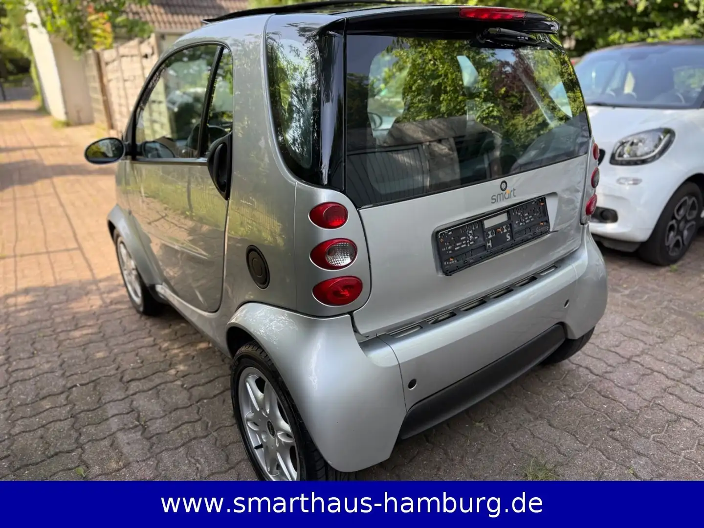 smart forTwo Passion 40Kw 2. Hand MB Scheckheft SHD Silber - 2