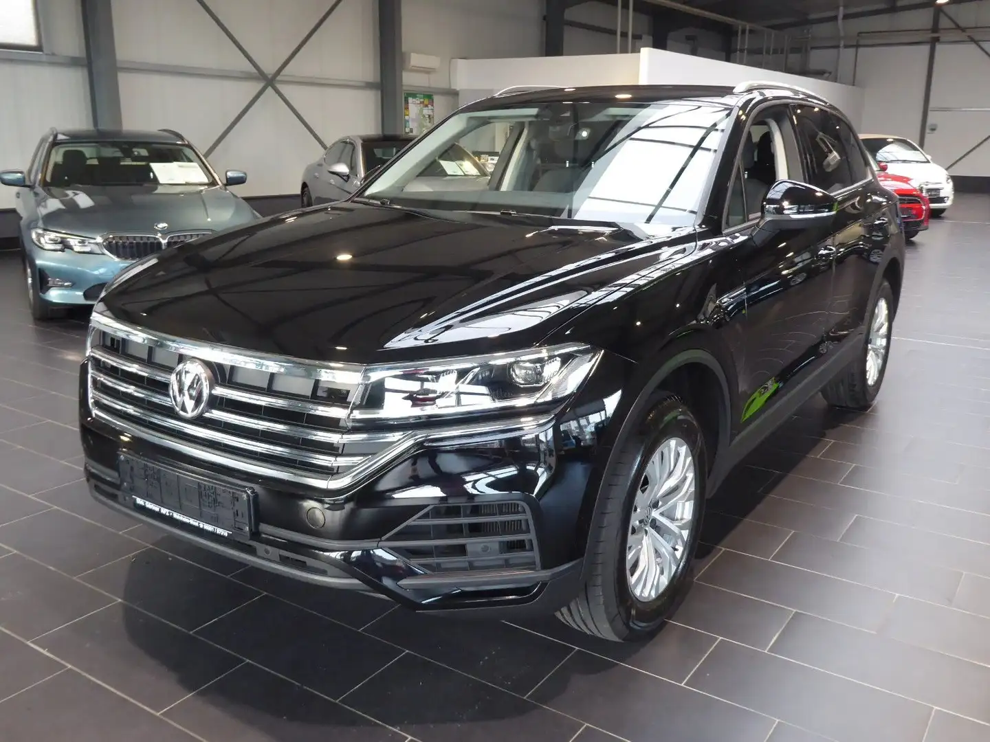 Volkswagen Touareg 3.0 V6 TDI 4Motion DPF Autom. Navi LED Noir - 1