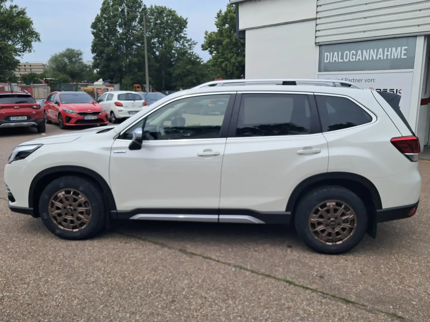 Subaru Forester Active Weiß - 2