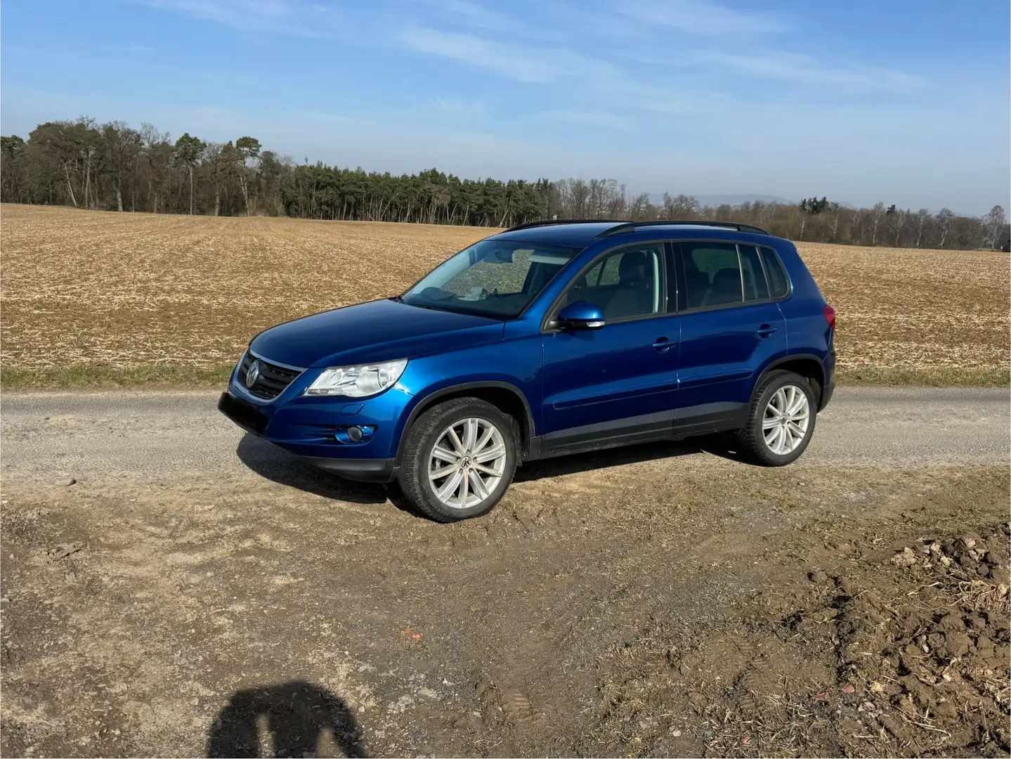 Volkswagen Tiguan Track & Field 4Motion Blau - 1
