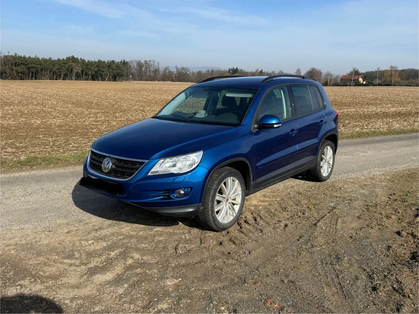 Volkswagen Tiguan Track & Field 4Motion Blau - 2