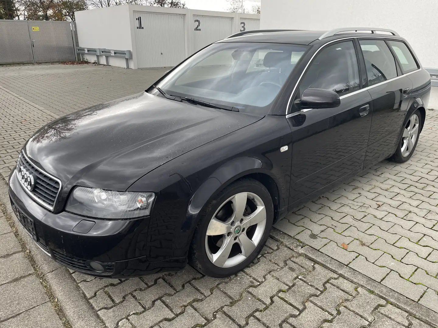Audi A4 A4 Avant 1.9 TDI multitronic Schwarz - 1
