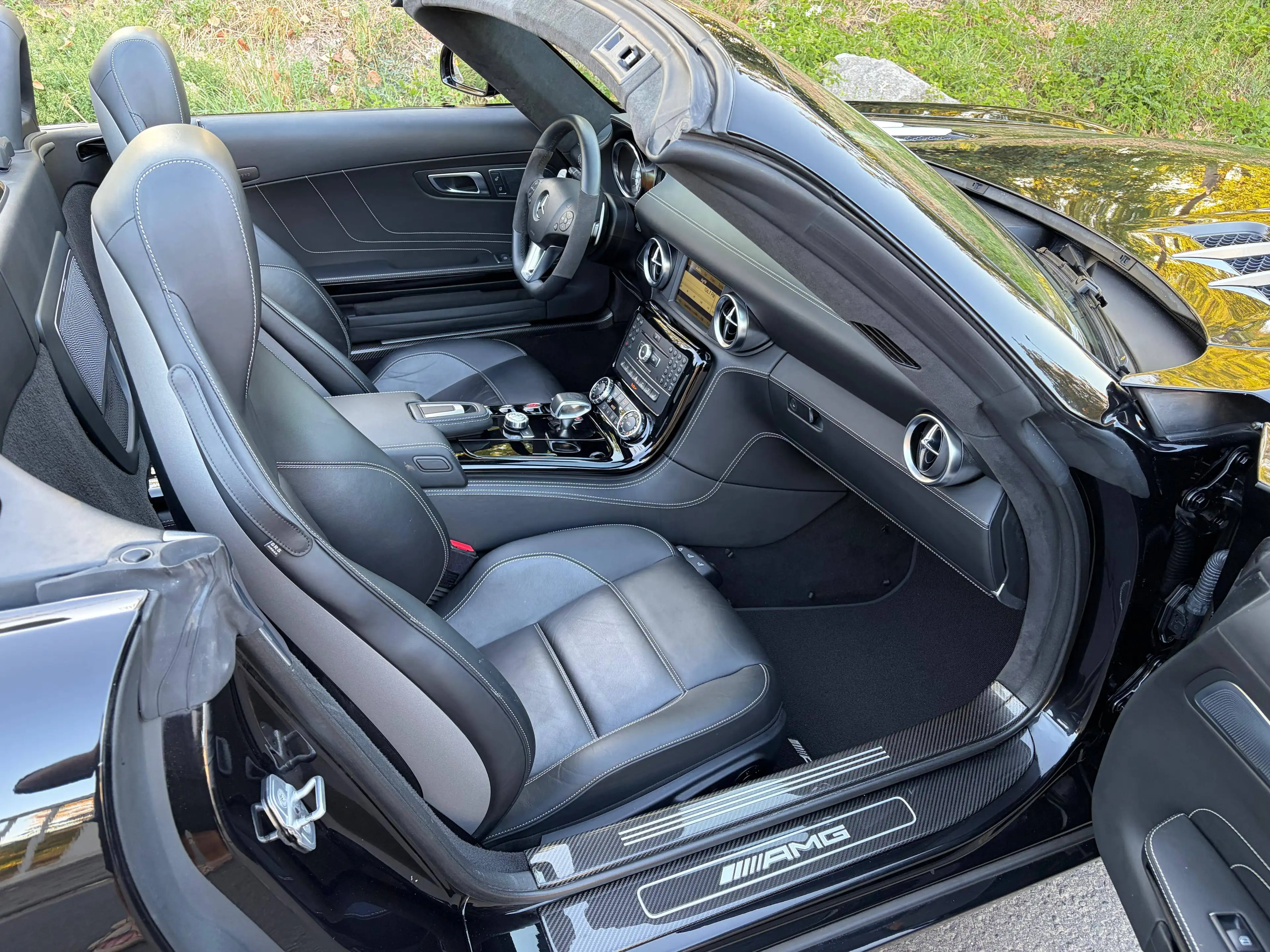 Mercedes-Benz SLS Roadster (197.477) — photo 10