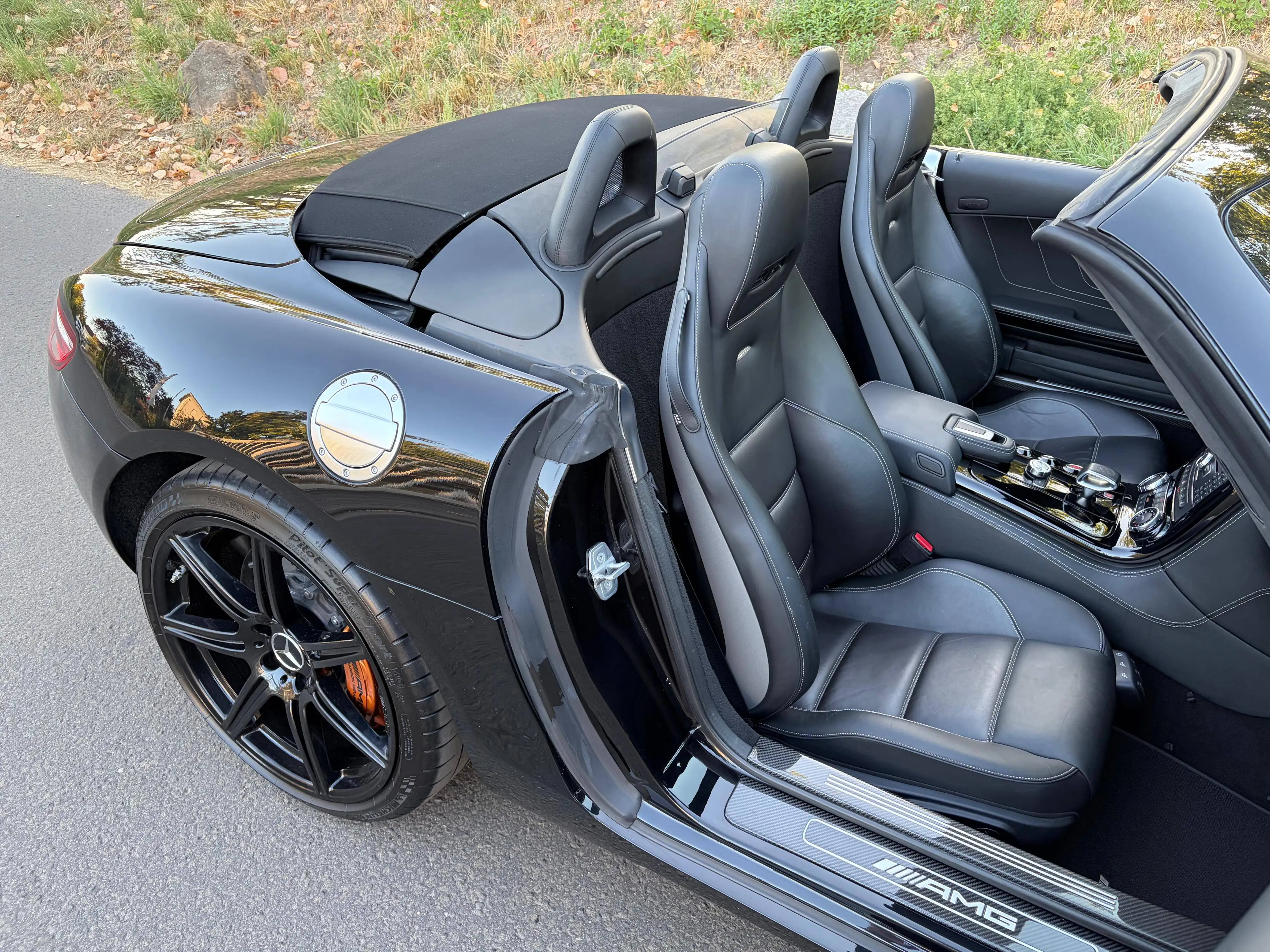Mercedes-Benz SLS Roadster (197.477) — photo 11