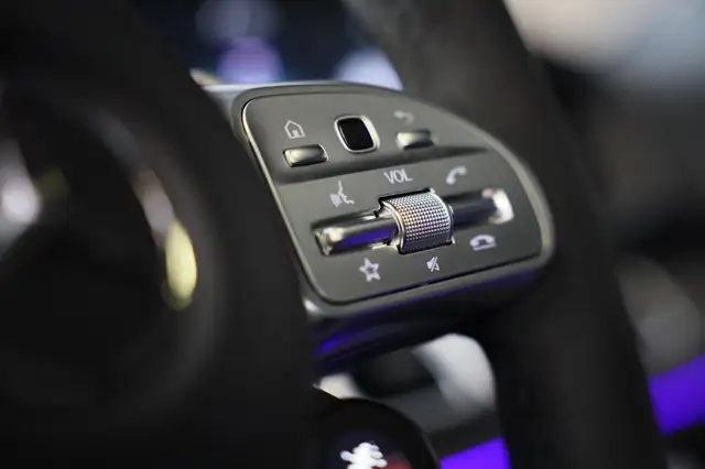 Mercedes-Benz Gle view 20