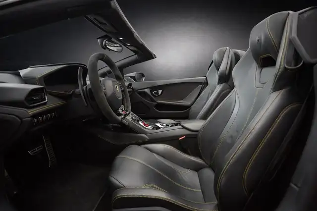 Lamborghini Huracan view 13