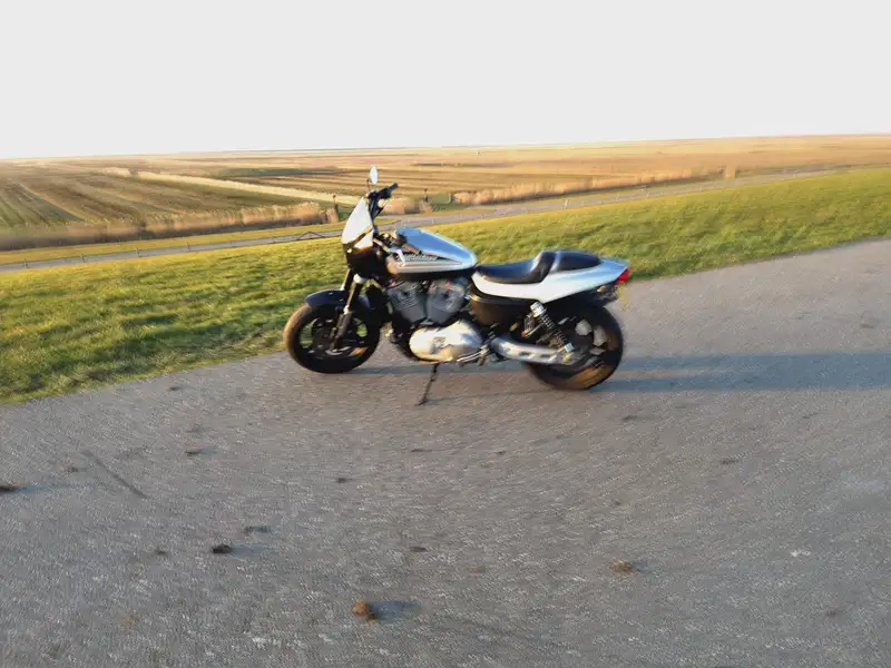 Harley-Davidson Sportster 1200 - foto 2