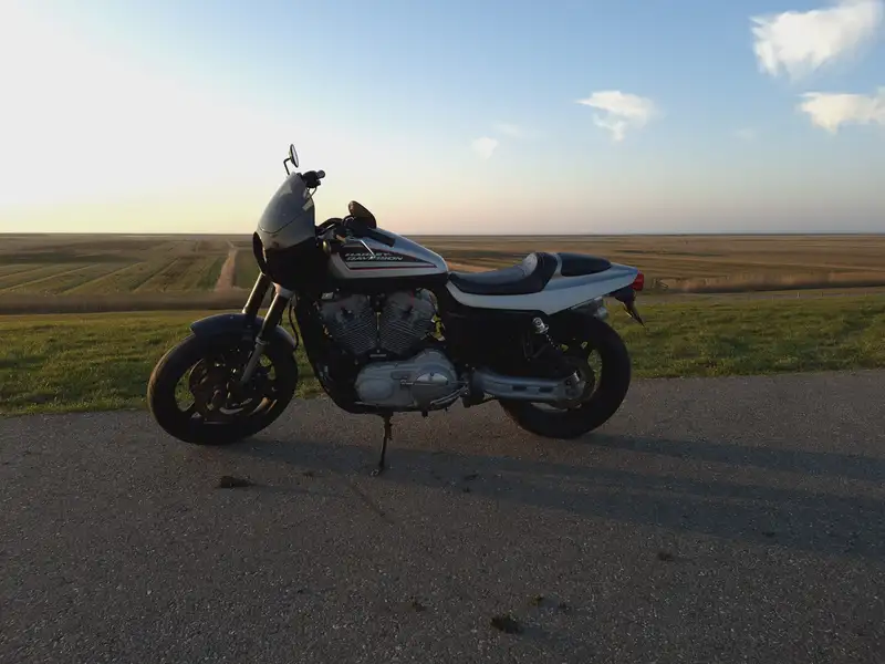 Harley-Davidson Sportster 1200 - foto 3