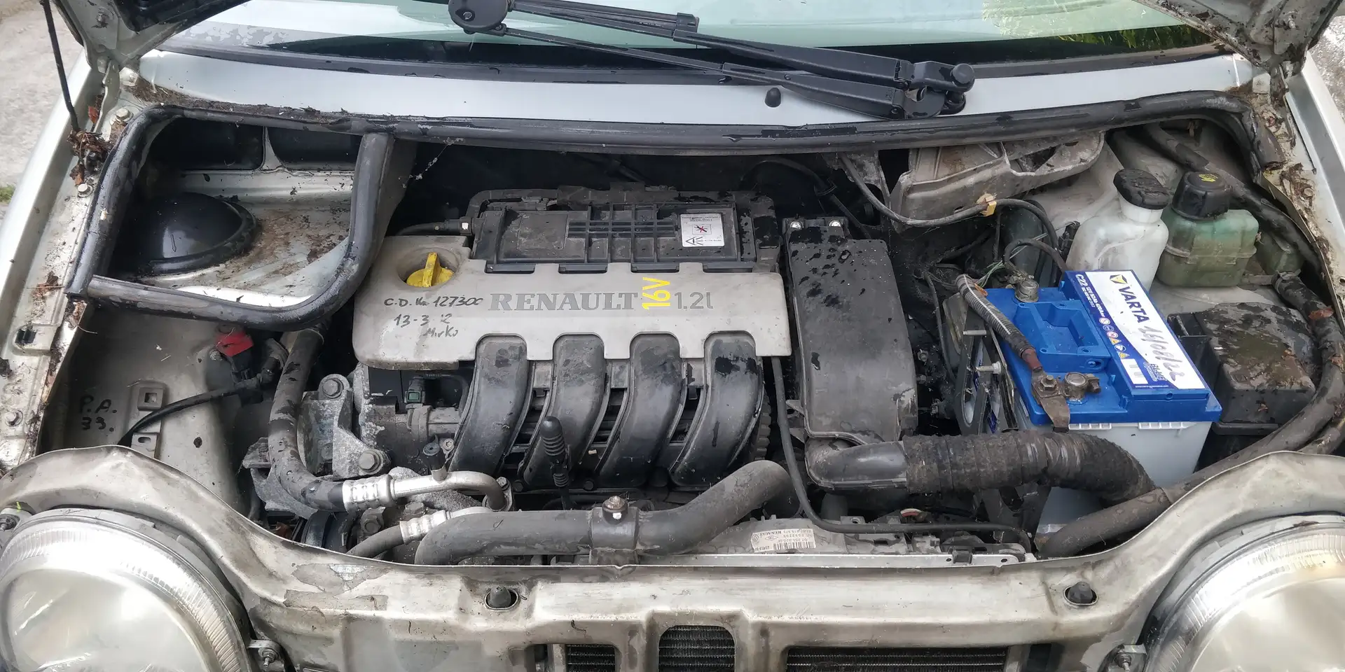 Renault Twingo Twingo I 19981.2 16v Expression Srebrny - 1