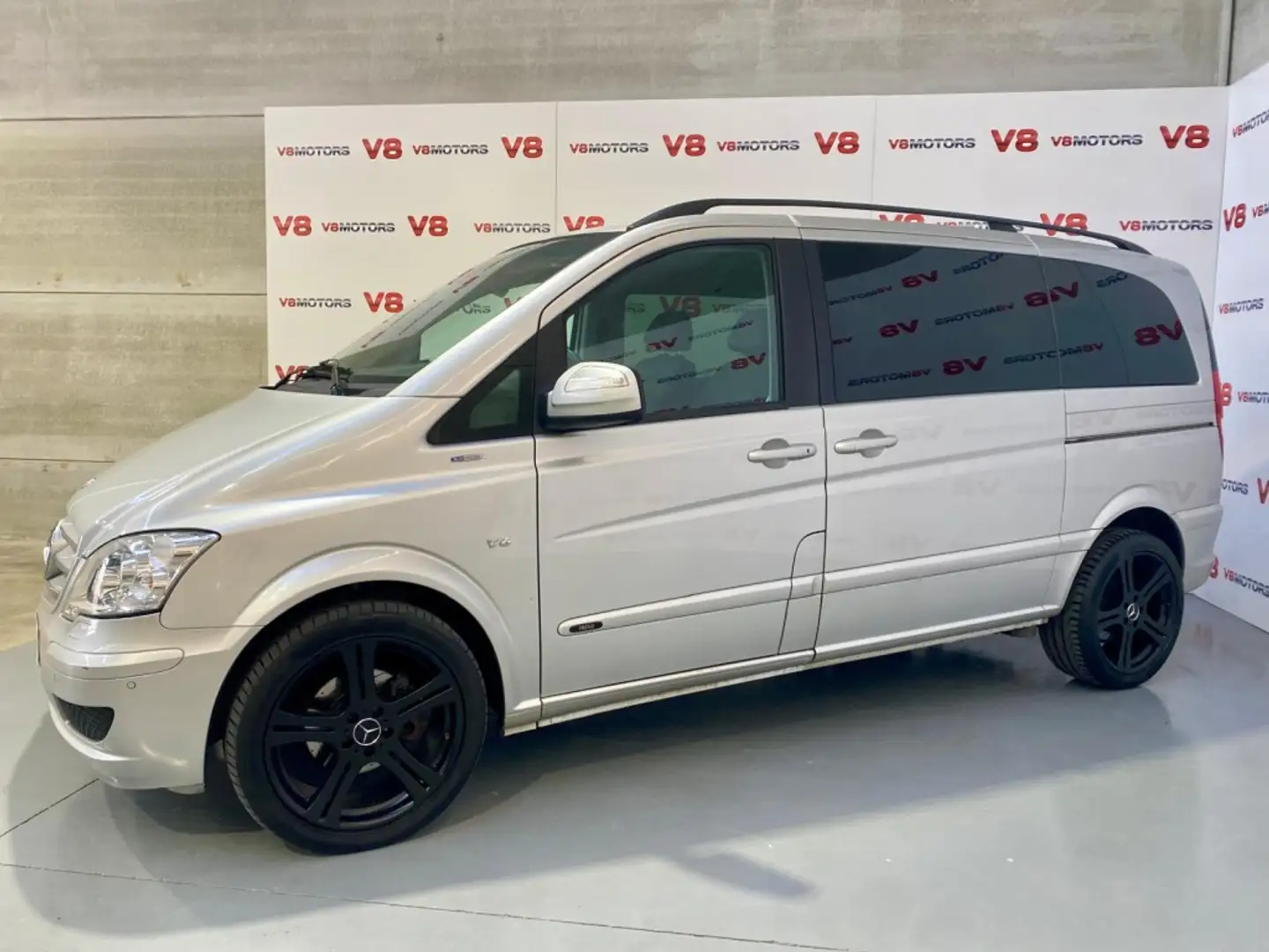 Mercedes-Benz Viano 3.0CDI Fun Compacto Aut. - 1