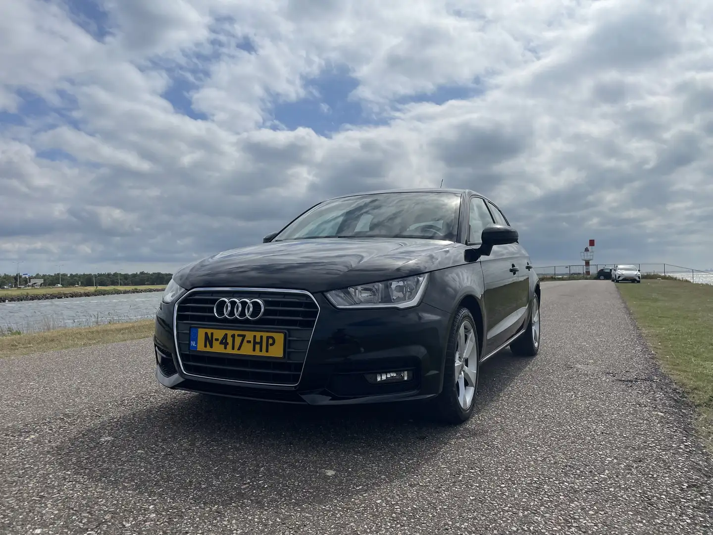 Audi A1 A1 1.0 TFSI Advanced Sp. Zwart - 1
