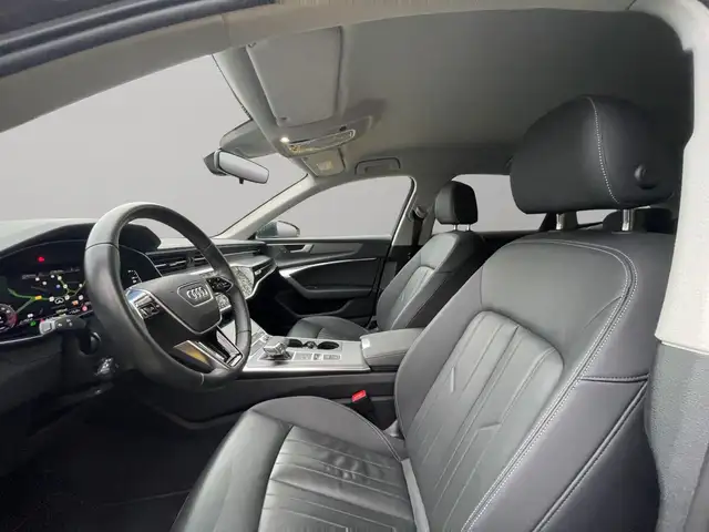 Audi A6 view 10