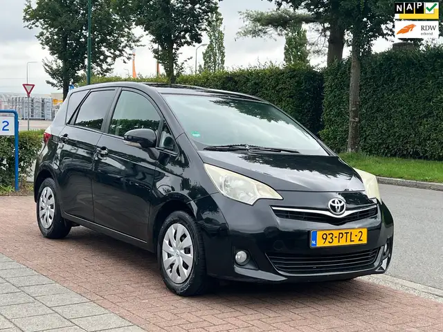 Toyota Verso-S 1.3 VVT-i **Hoge instap| Pano|AR-Camera