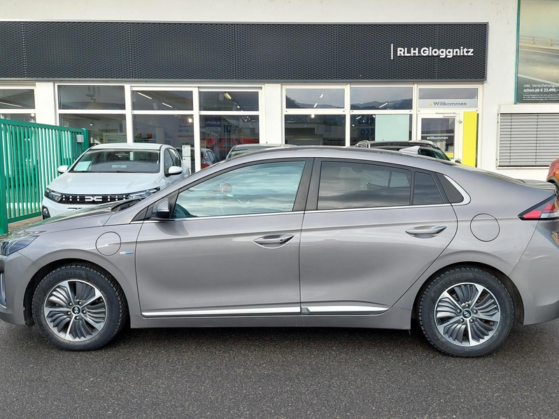 Hyundai IONIQ 1,6 GDi Plug-In PHEV Level 5 DCT Automatic — photo 5