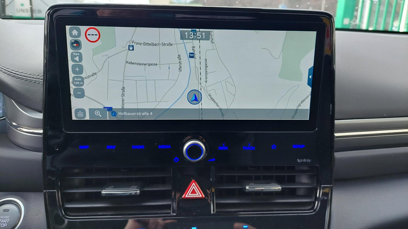 Hyundai IONIQ 1,6 GDi Plug-In PHEV Level 5 DCT Automatic — photo 9