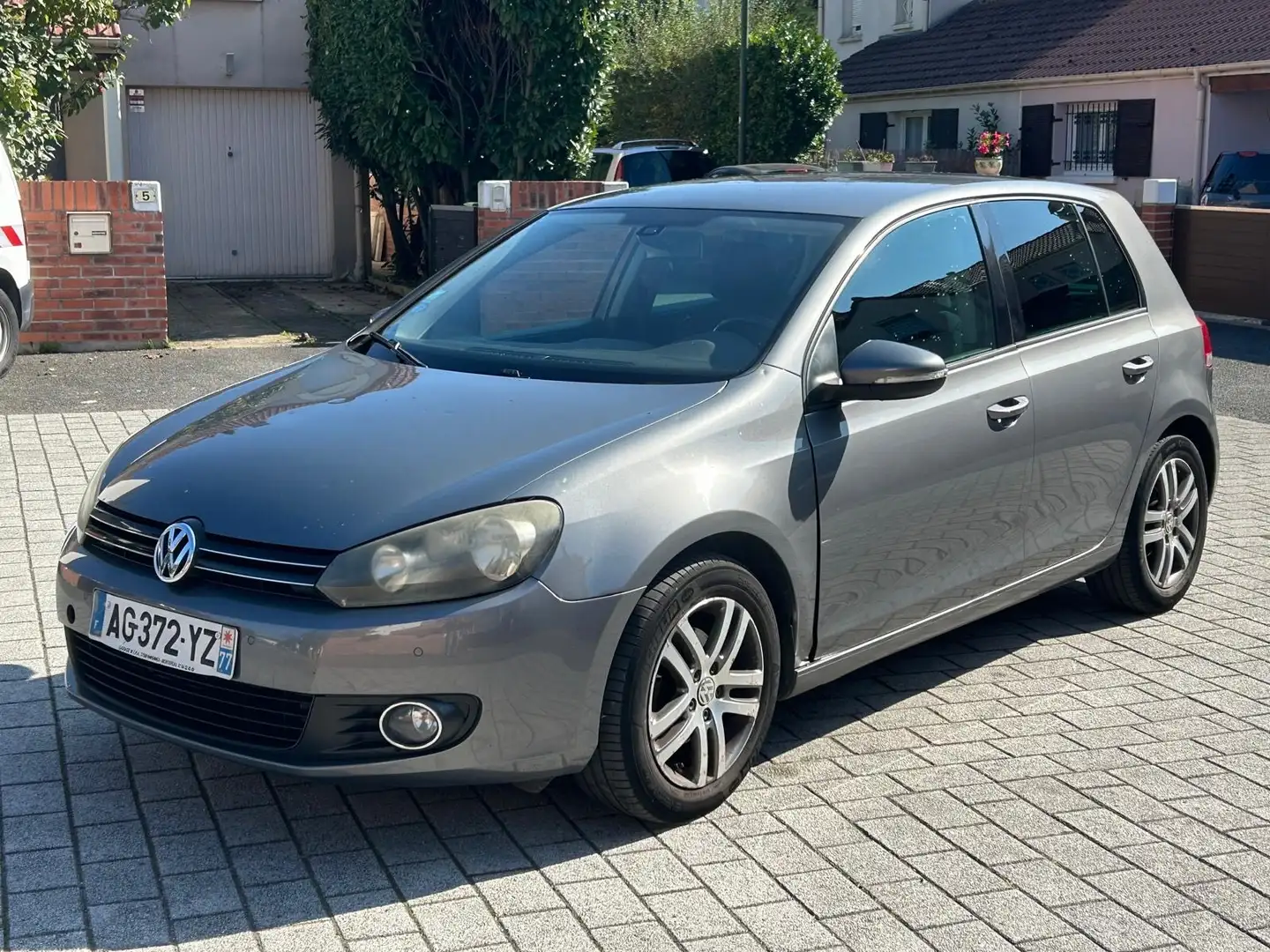 Volkswagen Golf 1.6 TDI 105 FAP CR Confortline DSG7 - 1