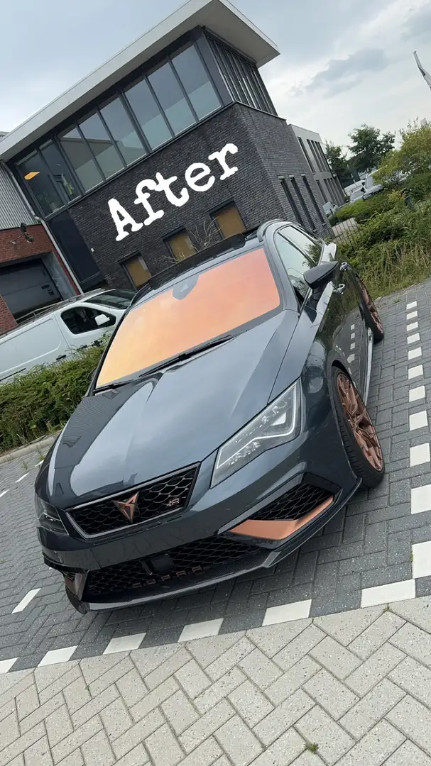 SEAT Leon 2.0 T 4D CUP.Ult.Ed St Cupra R Grijs - 1