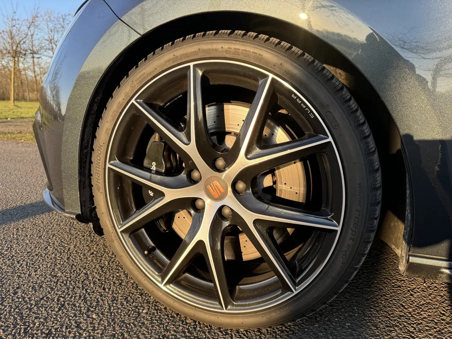 SEAT Leon 2.0 T 4D CUP.Ult.Ed St Cupra R Grijs - 2