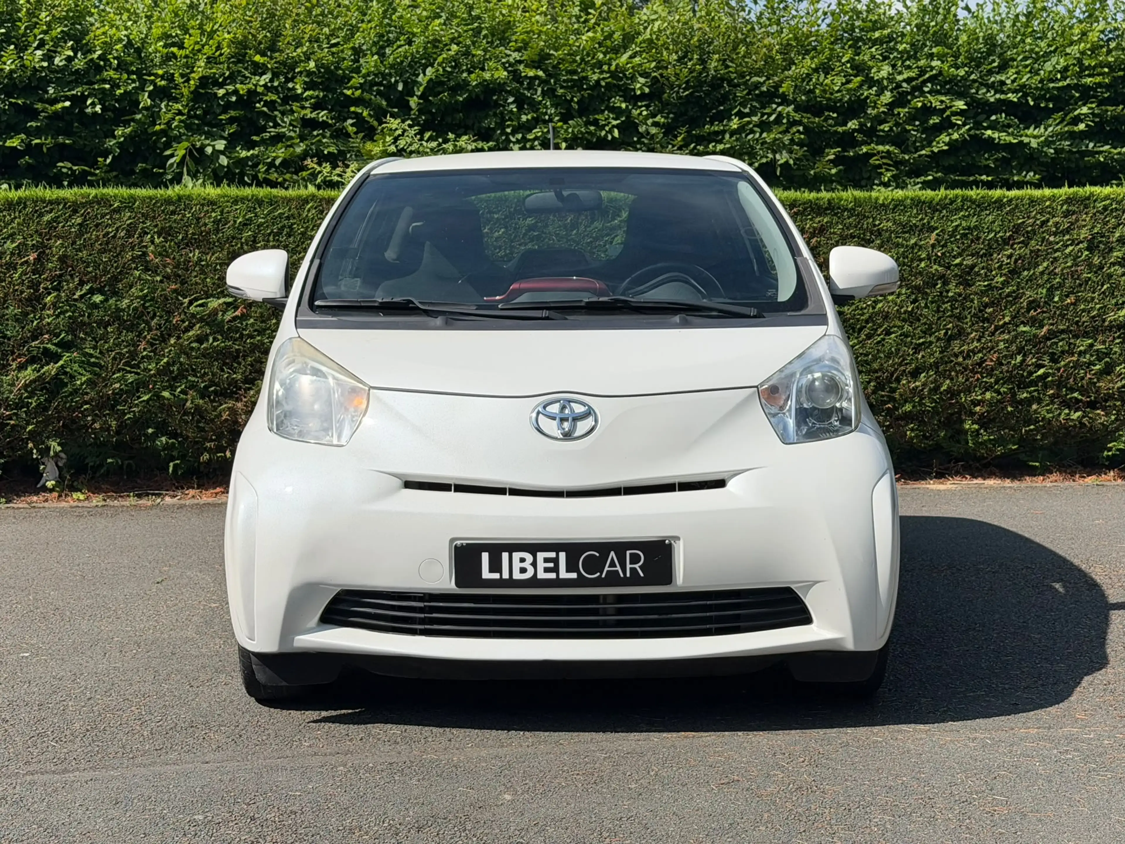 Toyota iQ Automatic  1.0i VVT-i Comfort Multidrive — photo 5