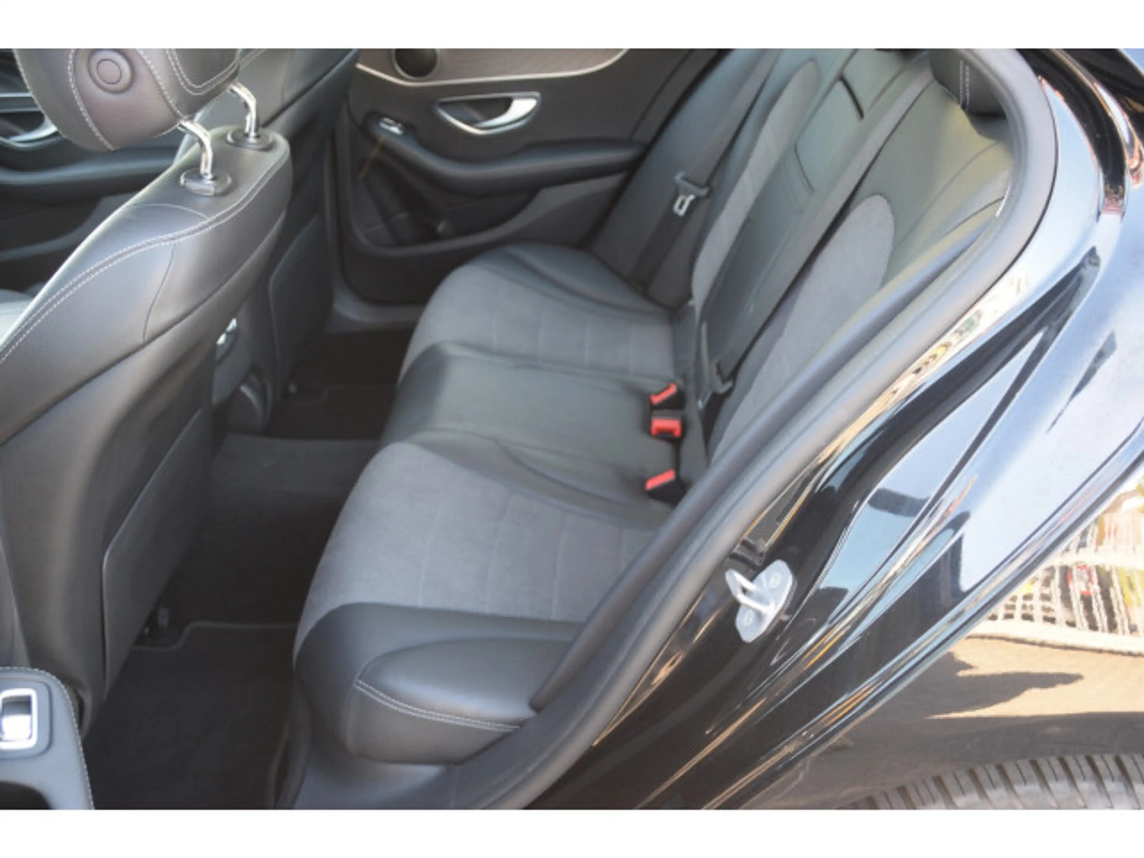 Mercedes-Benz C 350 e Lease Edition Dealeronderhouden | LED | Keyless — photo 9