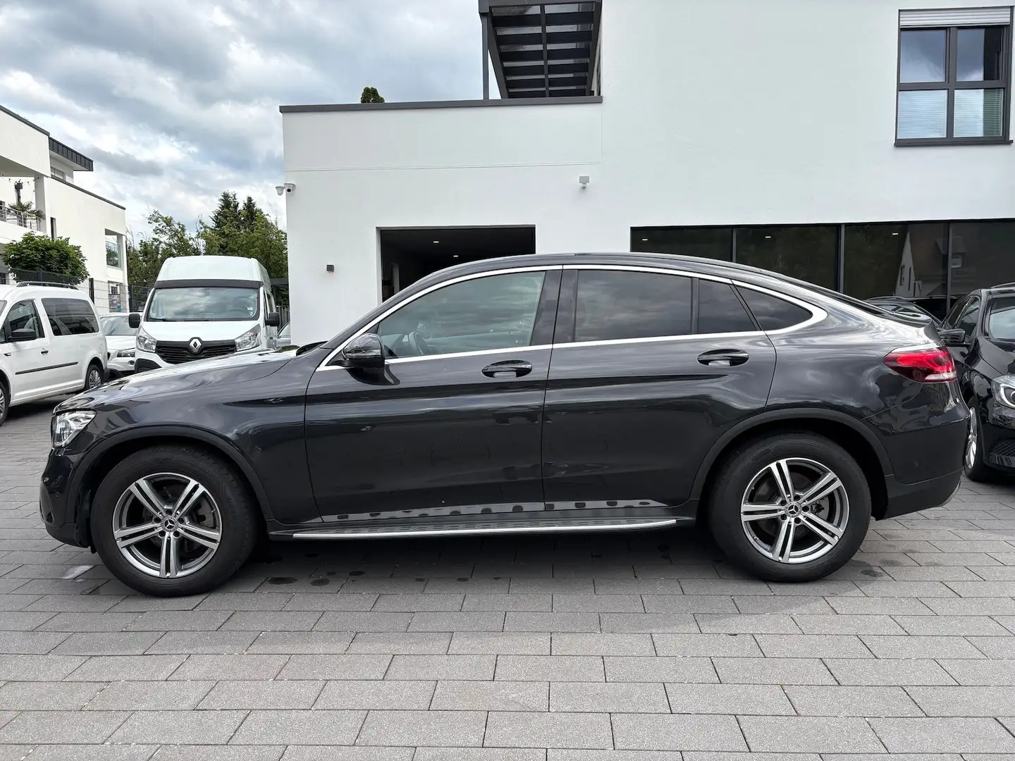 Mercedes-Benz GLC 220 d COUPE LEDER KAMERA LED 1.HAND siva - 2