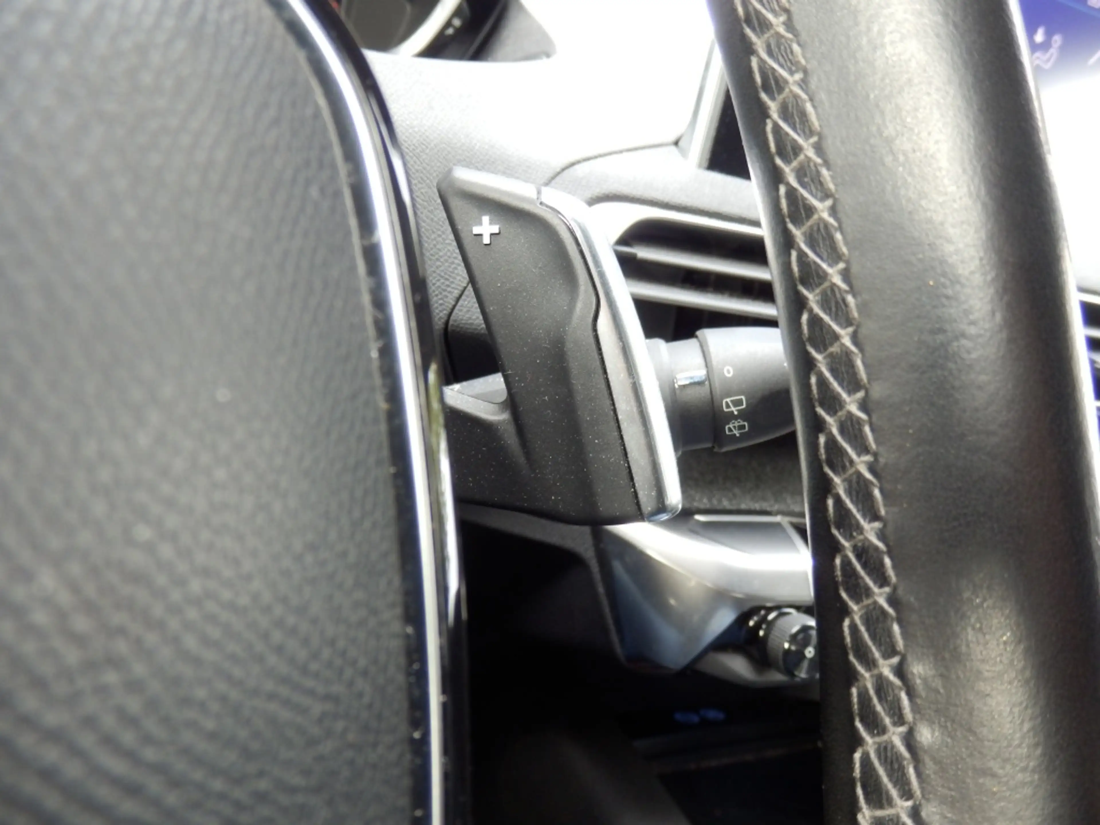 Peugeot 3008 1.2 PureTech Allure I Automaat I Nav. I — photo 15