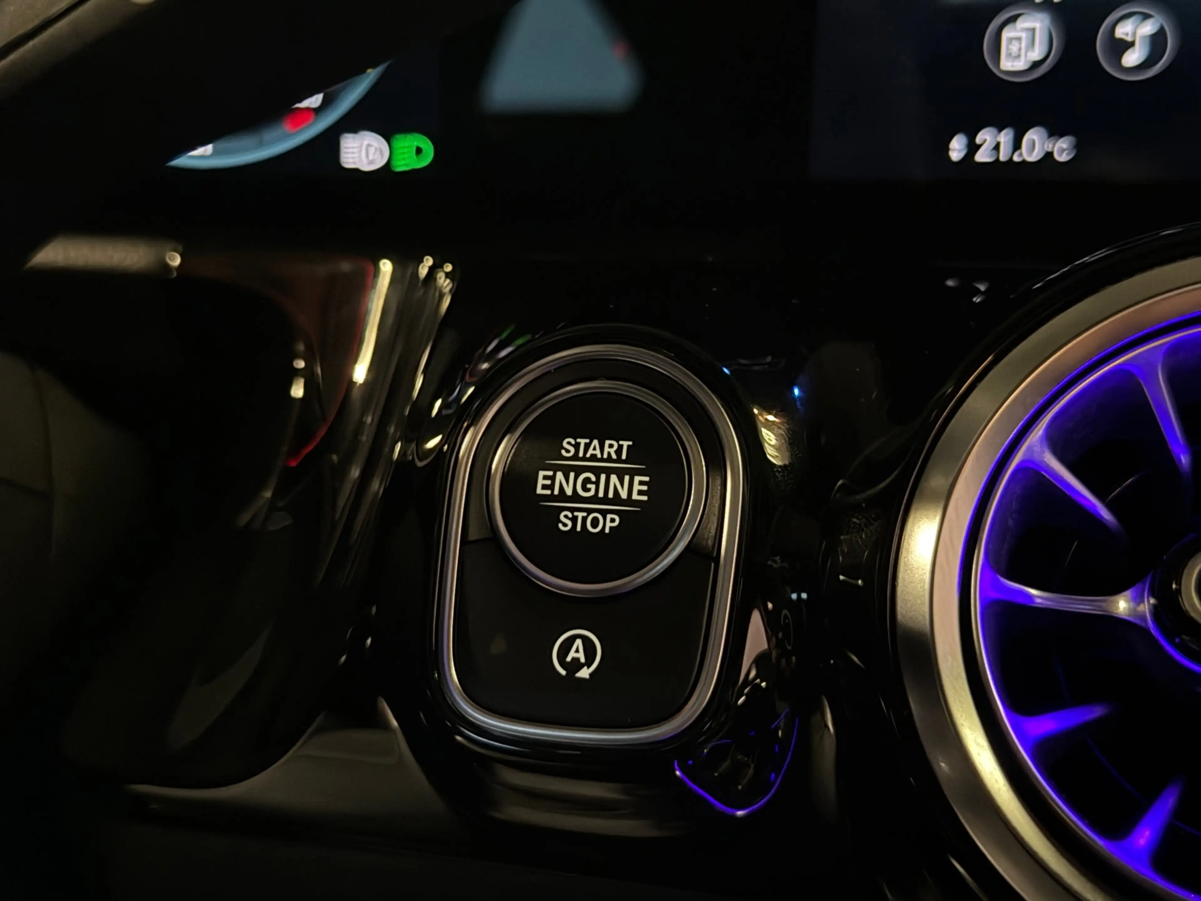 Mercedes-Benz GLA 250 4MATIC AMG Line Pano|360|Trekh|Burm|Keyl — photo 35