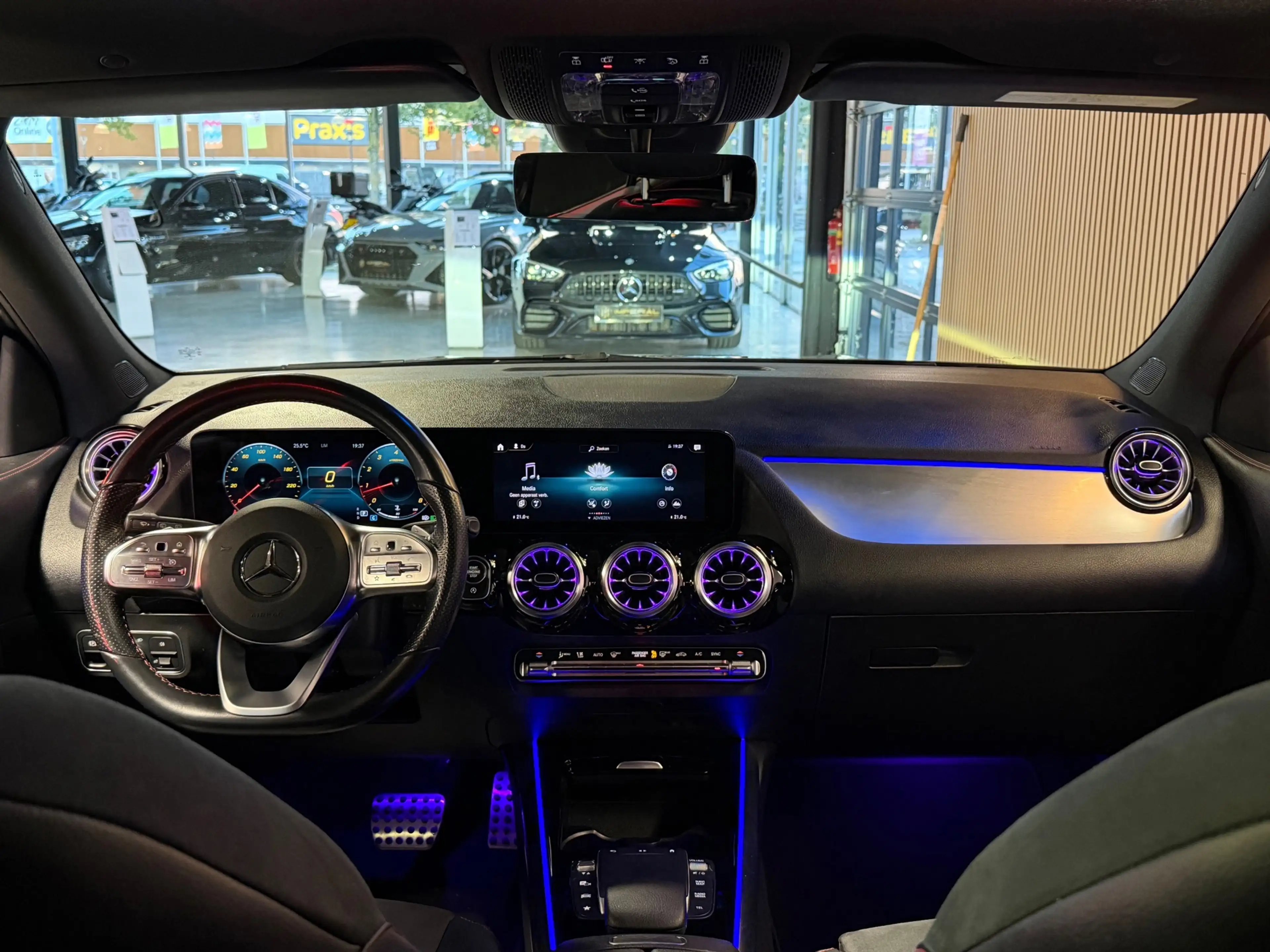 Mercedes-Benz GLA 250 4MATIC AMG Line Pano|360|Trekh|Burm|Keyl — photo 31